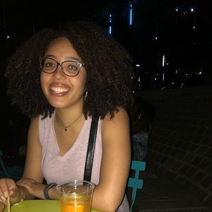 Meet your Posher, Melanie